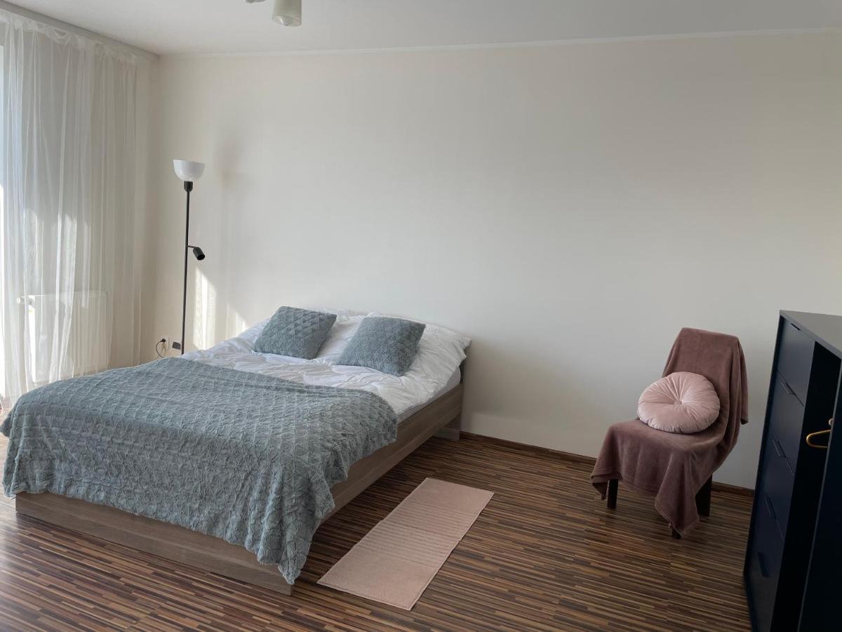 Komfortowe Studio 52 M2 W Centrum Grojca Grojec  Екстериор снимка