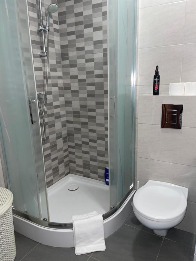Komfortowe Studio 52 M2 W Centrum Grojca Grojec  Екстериор снимка