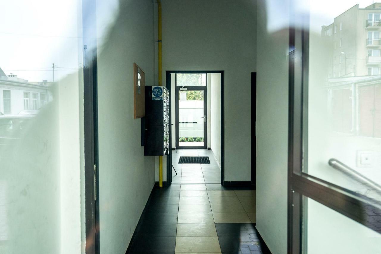 Komfortowe Studio 52 M2 W Centrum Grojca Grojec  Екстериор снимка